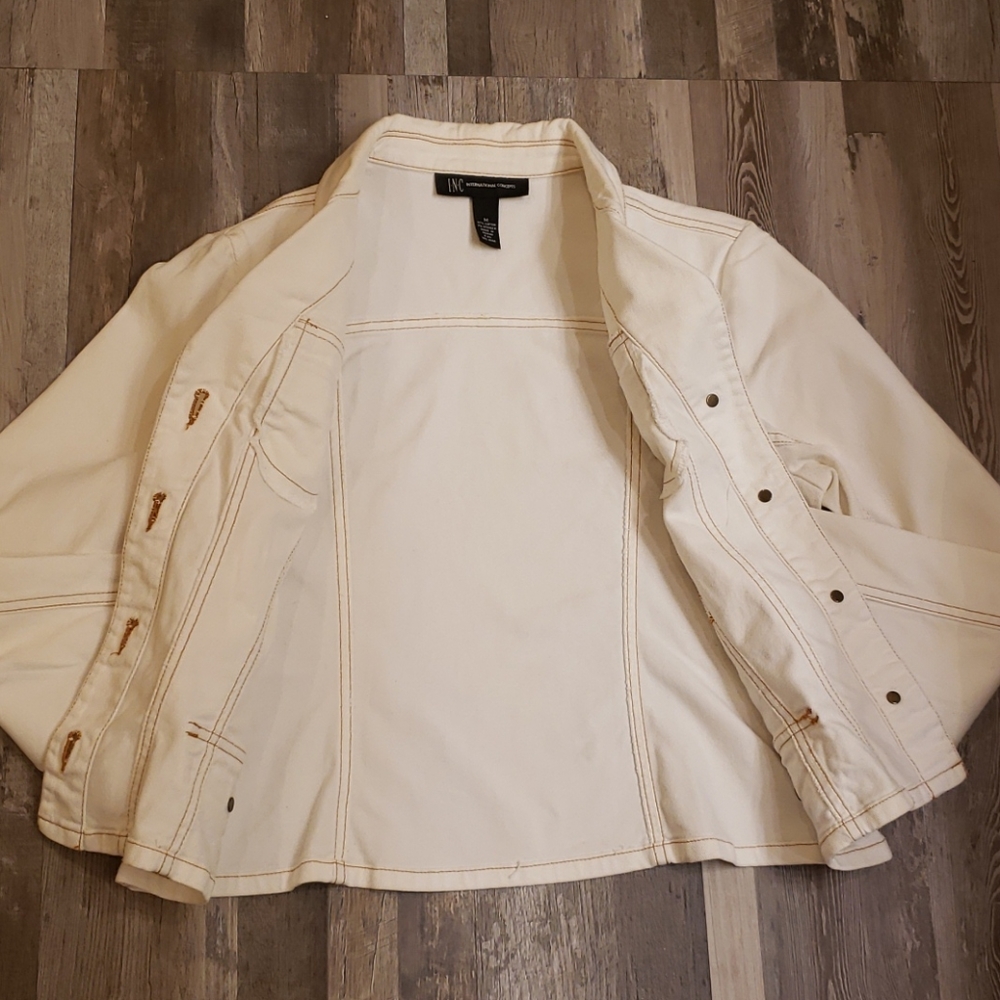 INC short jacket! - Picture 4 of 10